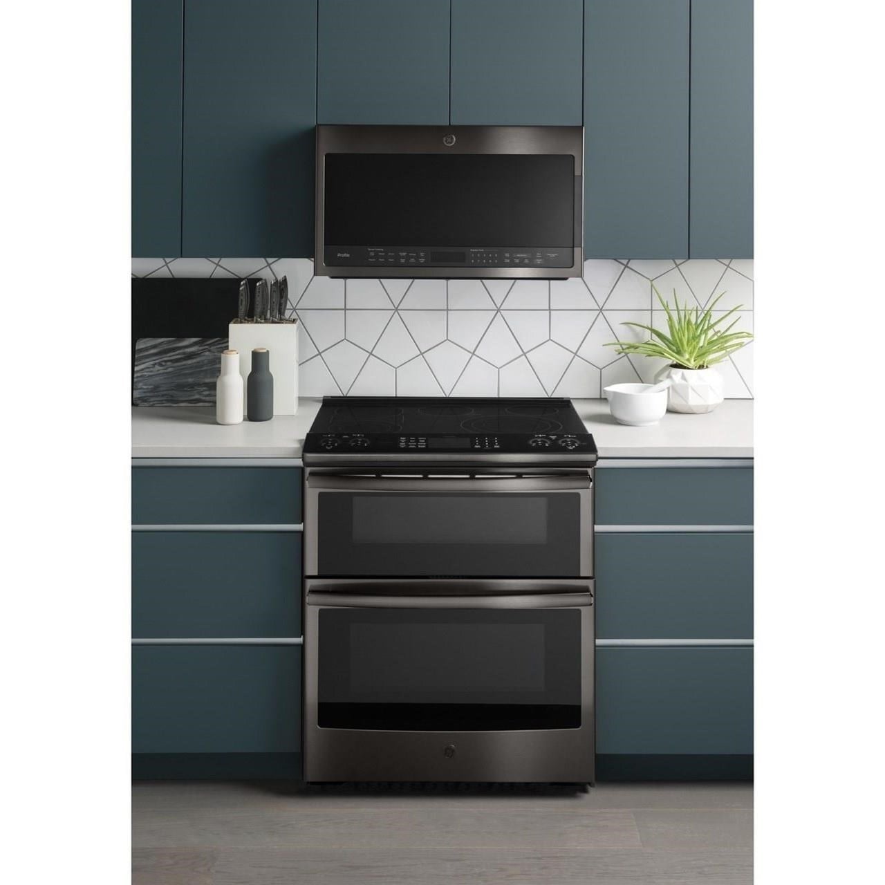 GE Appliances Microwave Over The Range Microwave