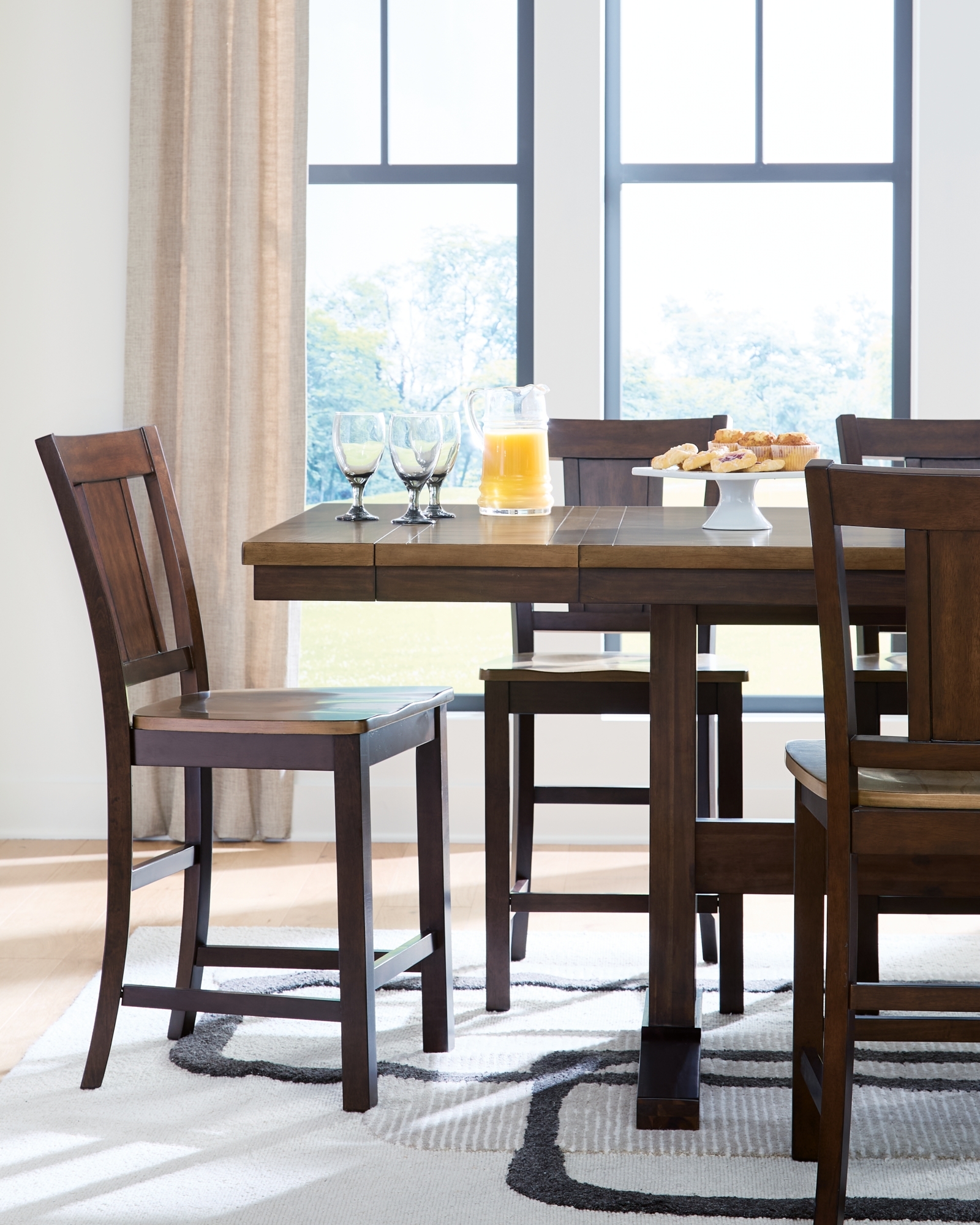 Signature Design by Ashley Rylandeen Dining Room Set