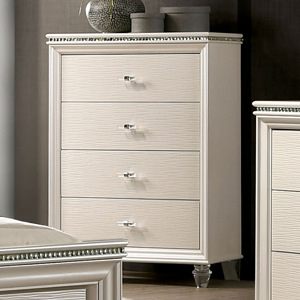 Furniture of America Allie 4-Drawer Chest with Felt-Lined Top Drawer