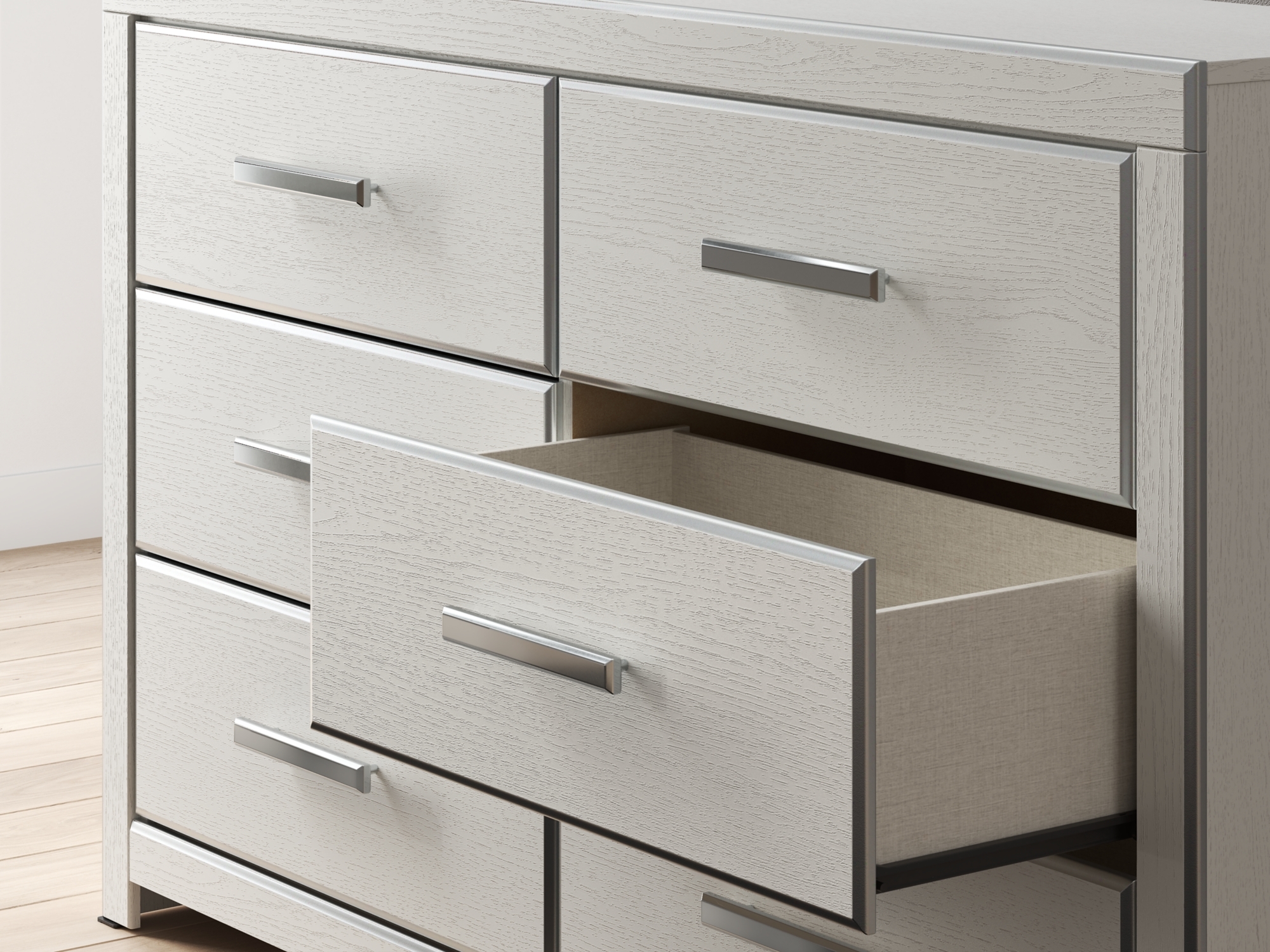 Signature Design by Ashley Zuraleus Six Drawer Dresser