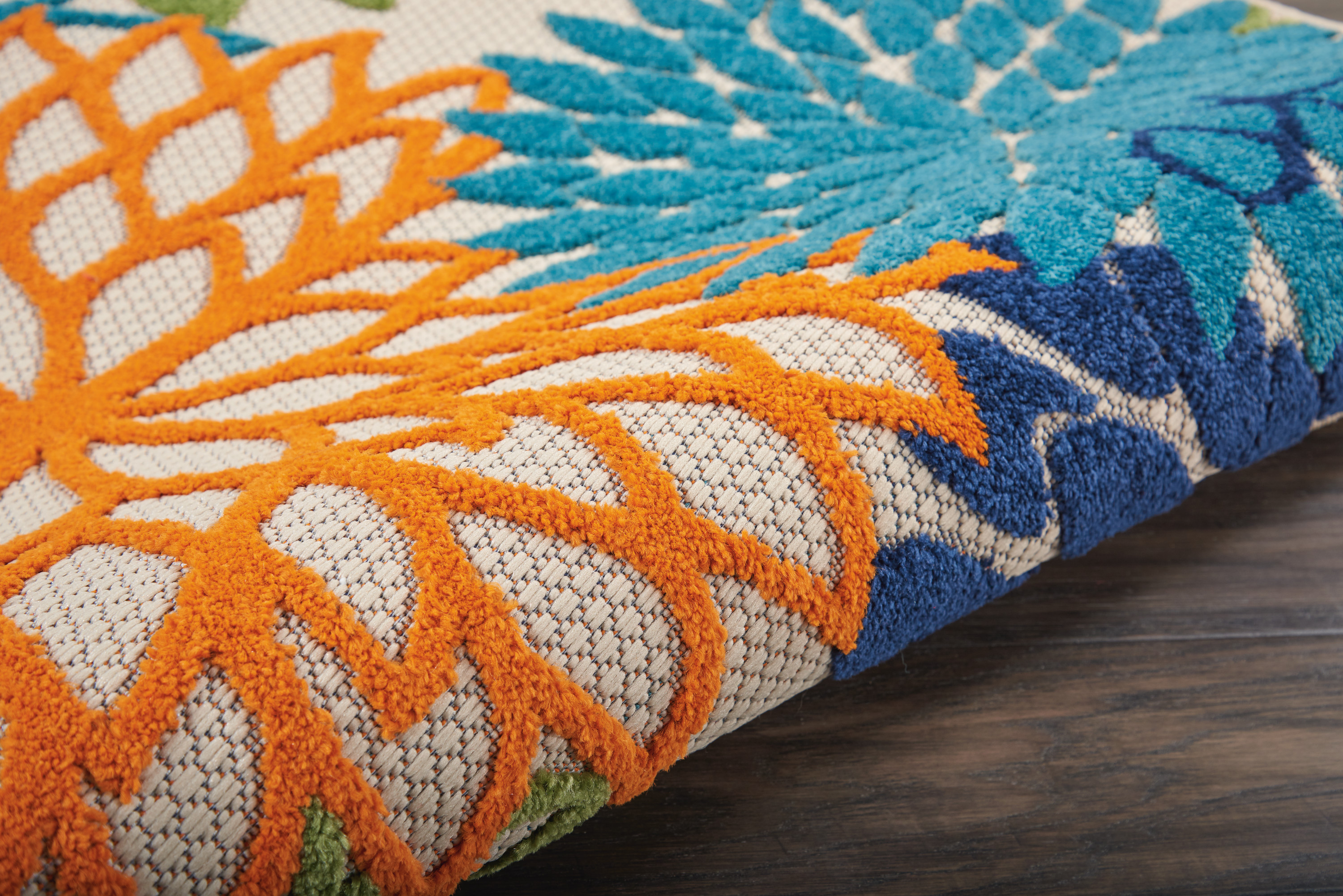 Nourison Aloha 4' Round  Rug