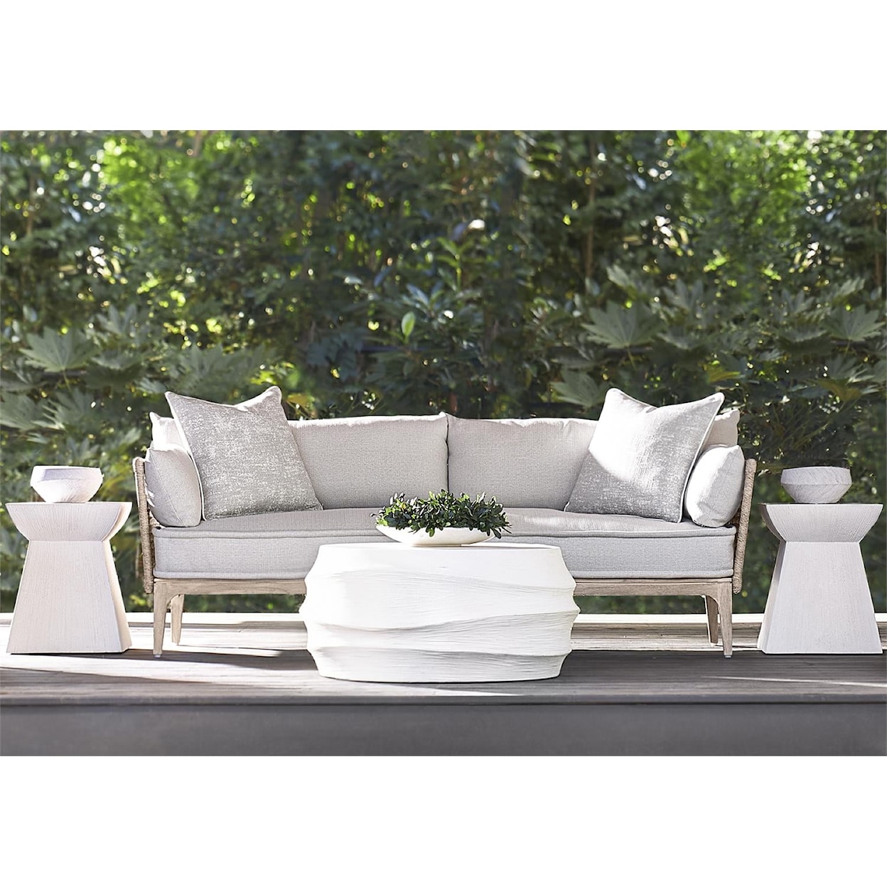 Bernhardt Bernhardt Exteriors Kai Outdoor Cocktail Table