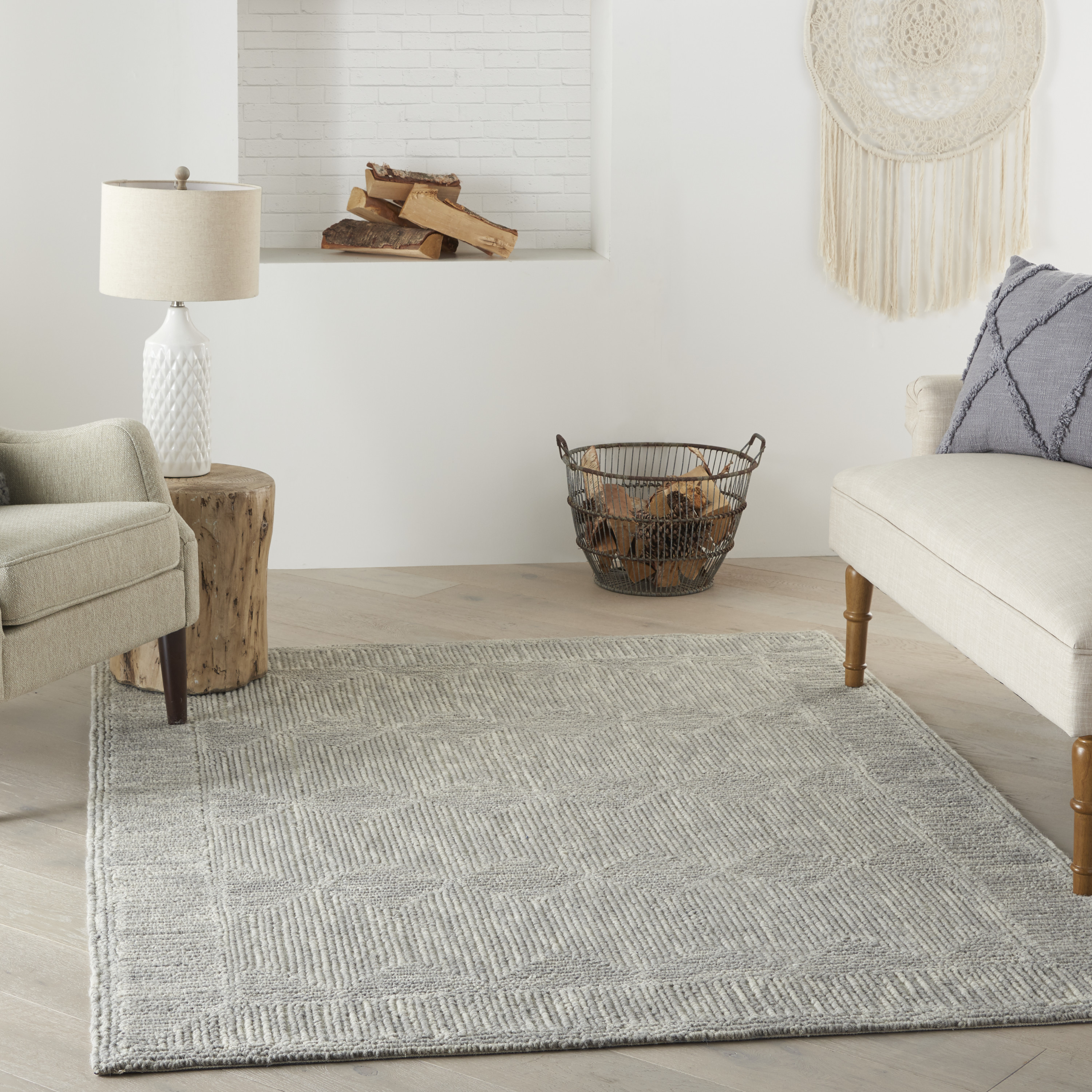 3'9" x 5'9"  Rug
