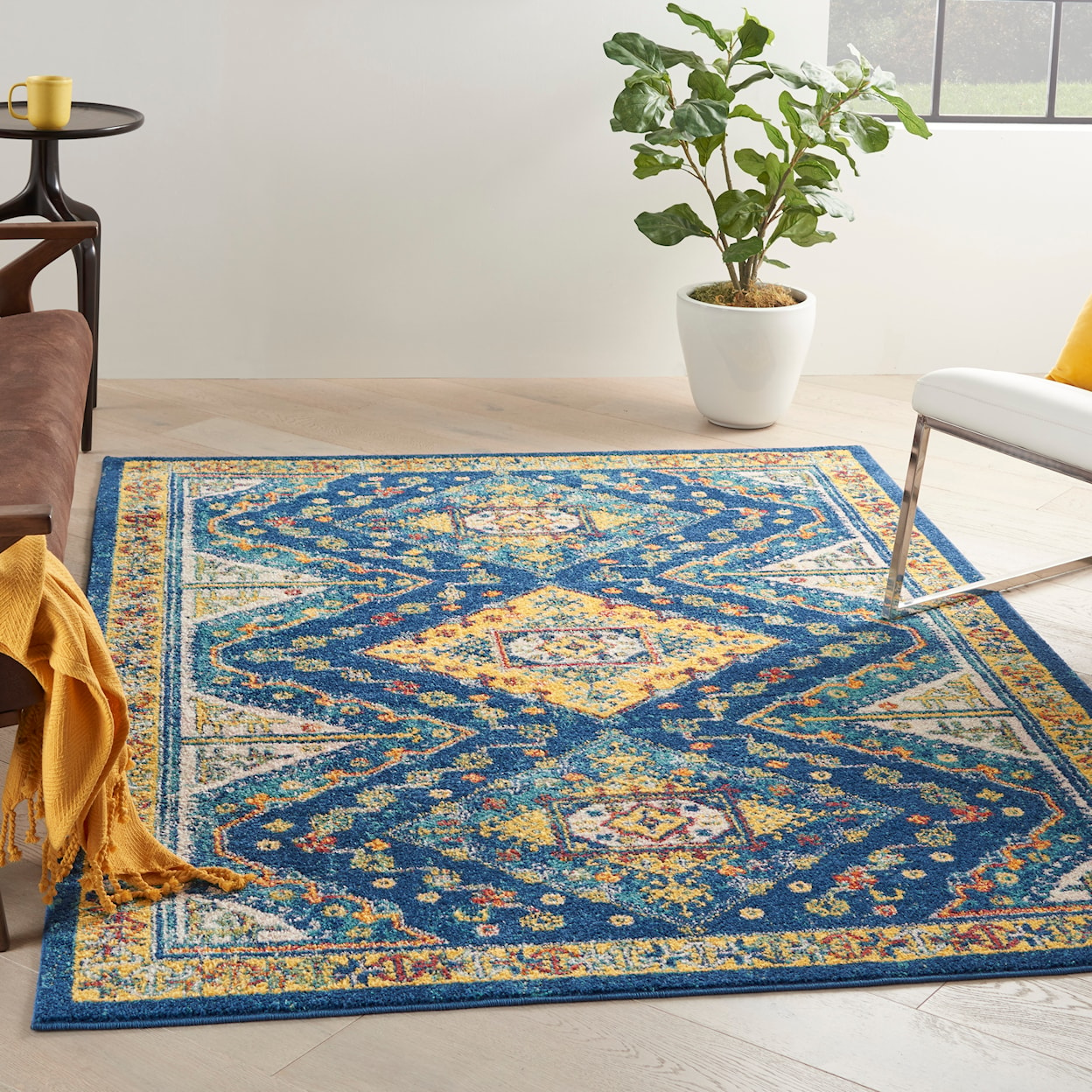 Nourison Allur 5'3" x 7'3"  Rug