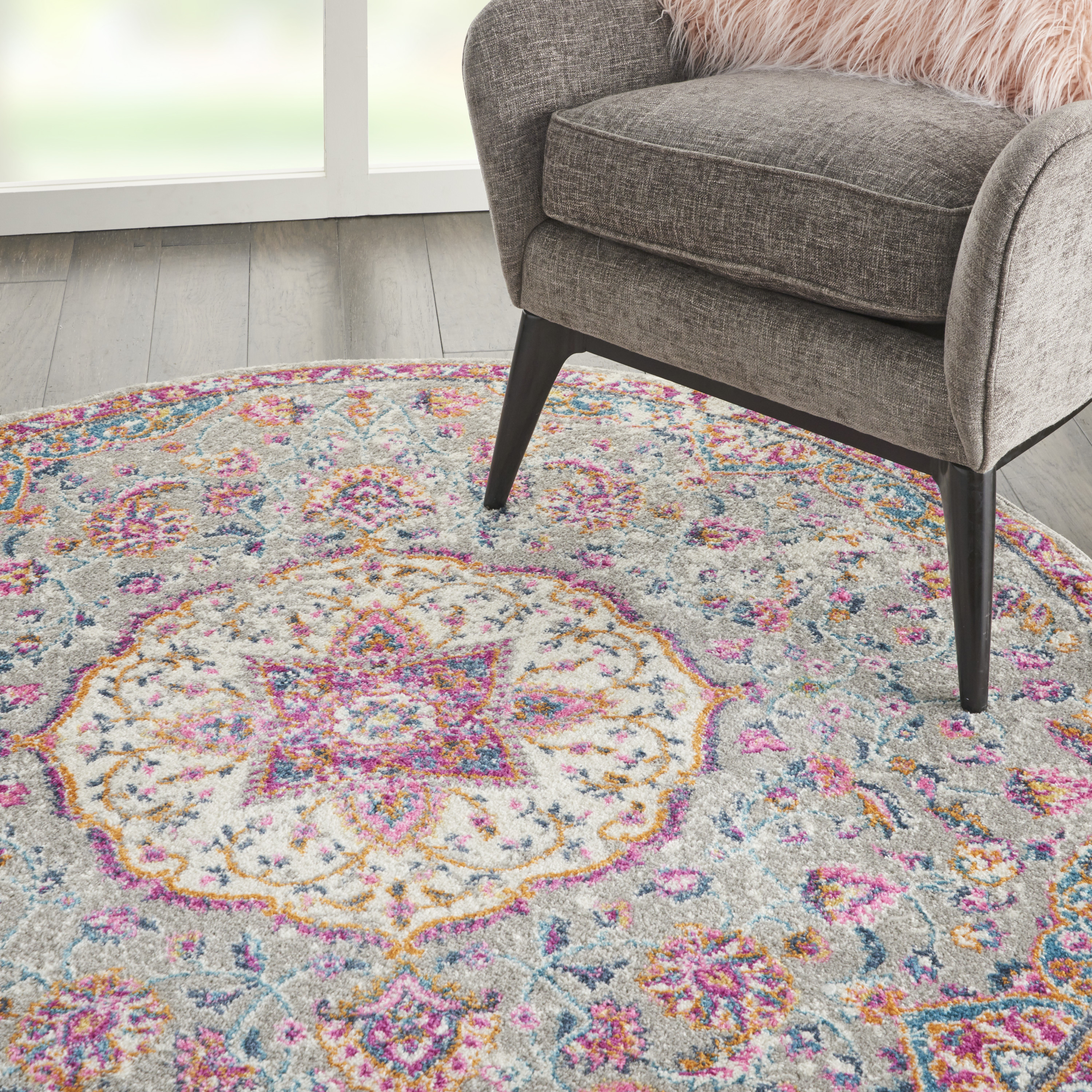 Nourison Passion 4' Round  Rug