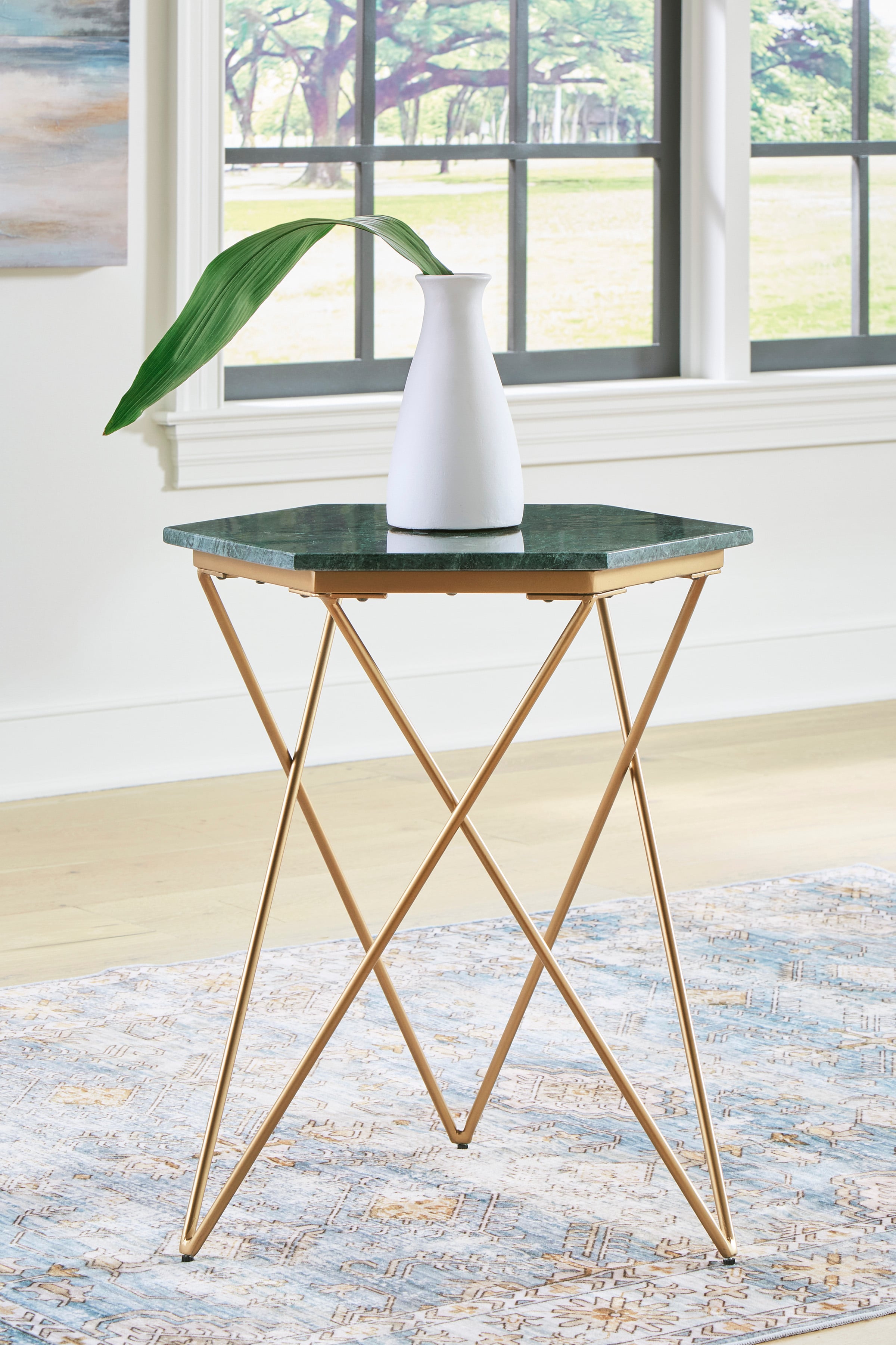 Accent Table