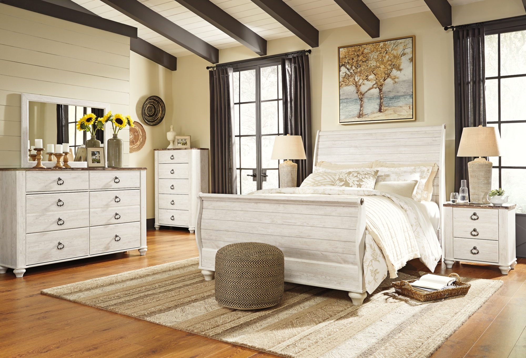 Queen Sleigh Bed