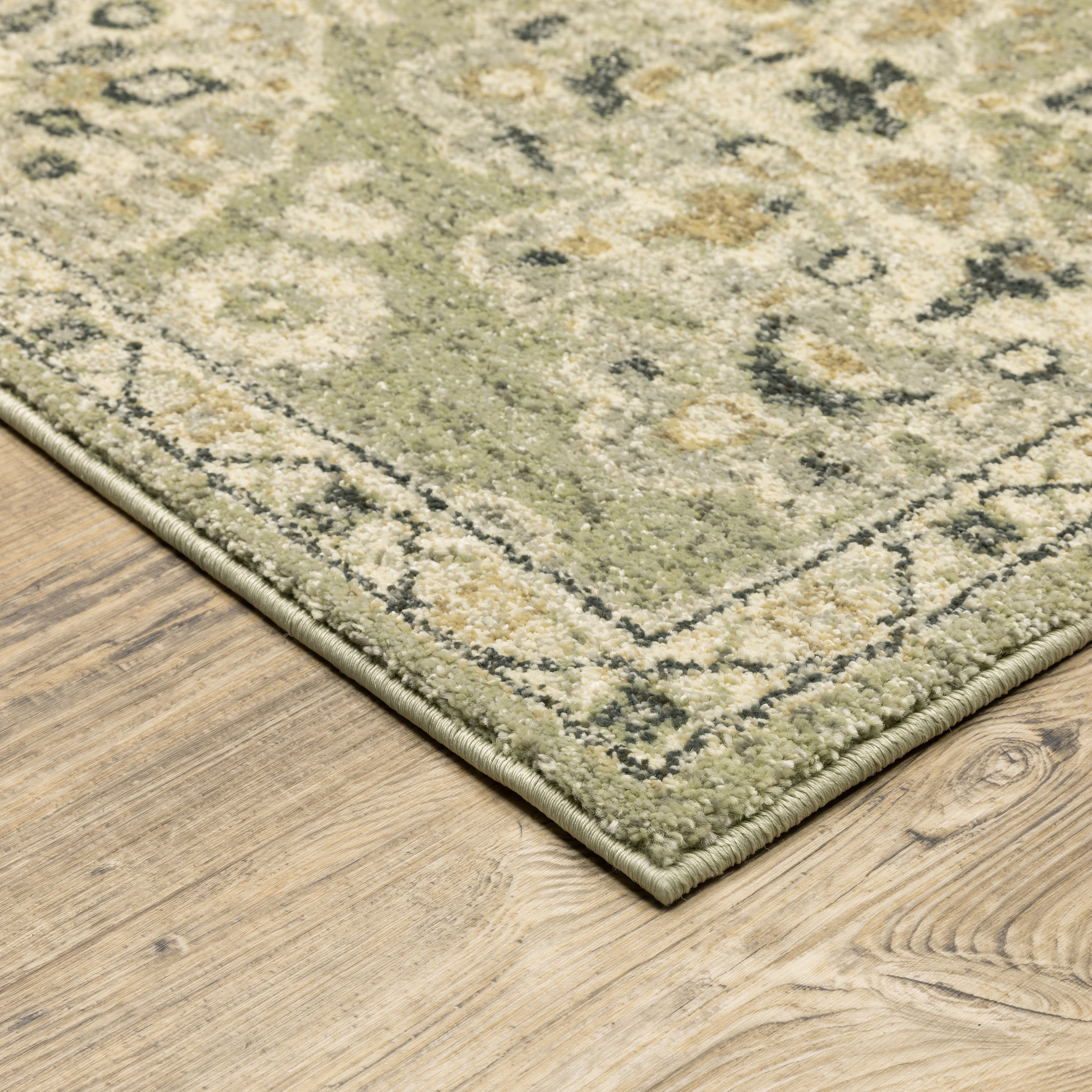 Oriental Weavers Florence 2' 3" X  7' 6"  Rug