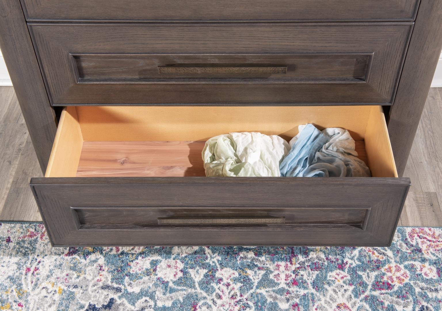 6-Drawer Dresser