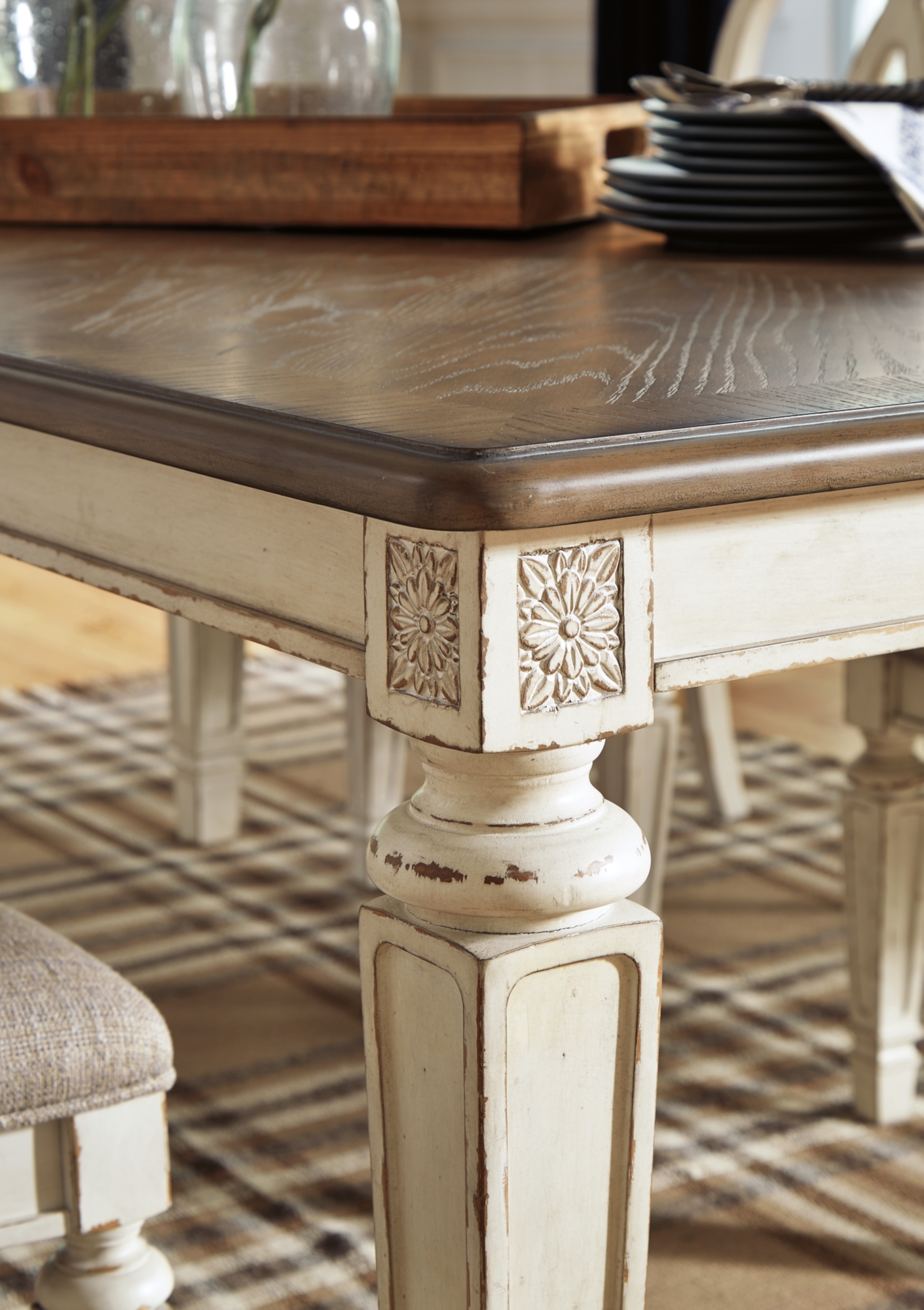 Signature Design by Ashley Realyn Rect Dining Room Ext Table