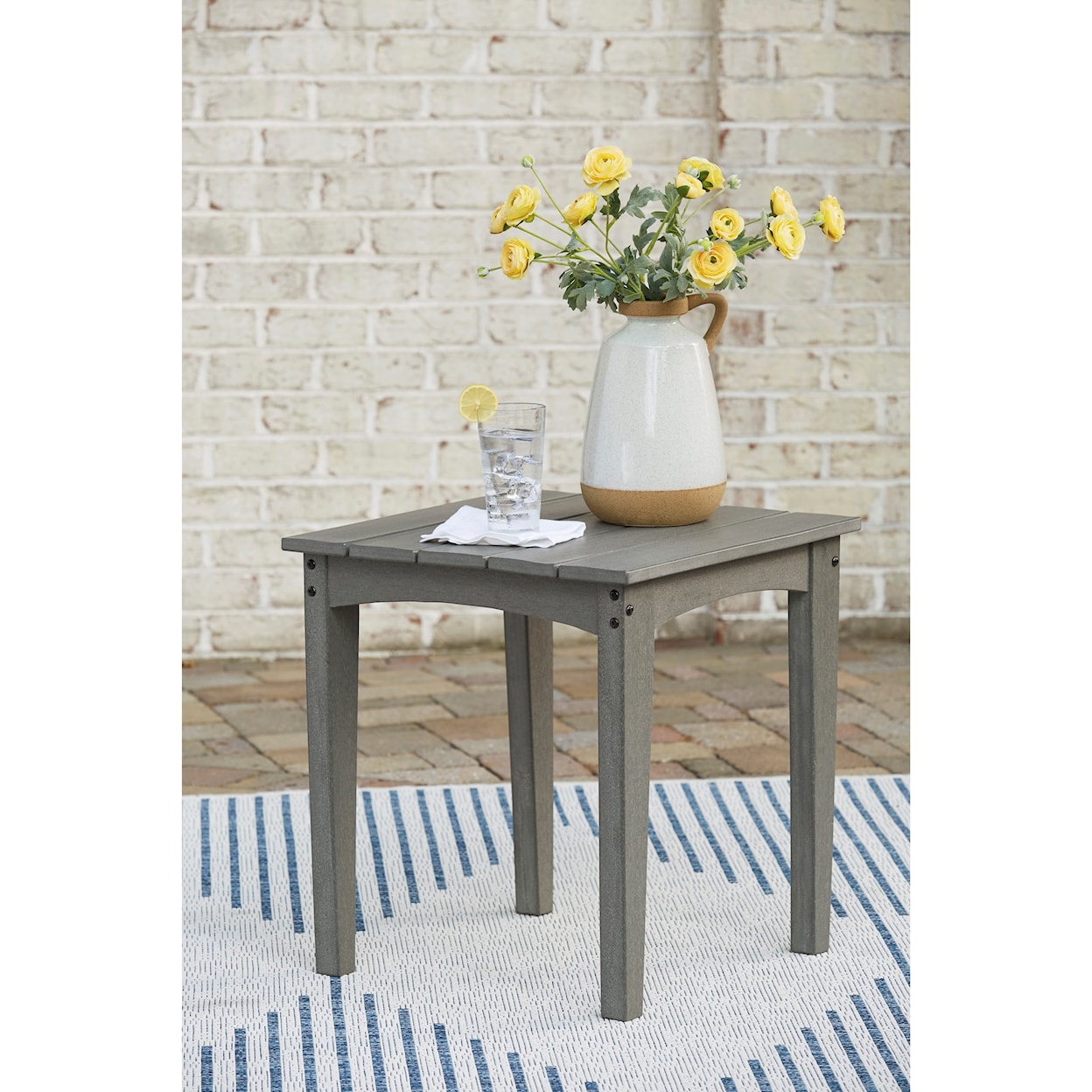 Ashley Furniture Signature Design Visola Square End Table