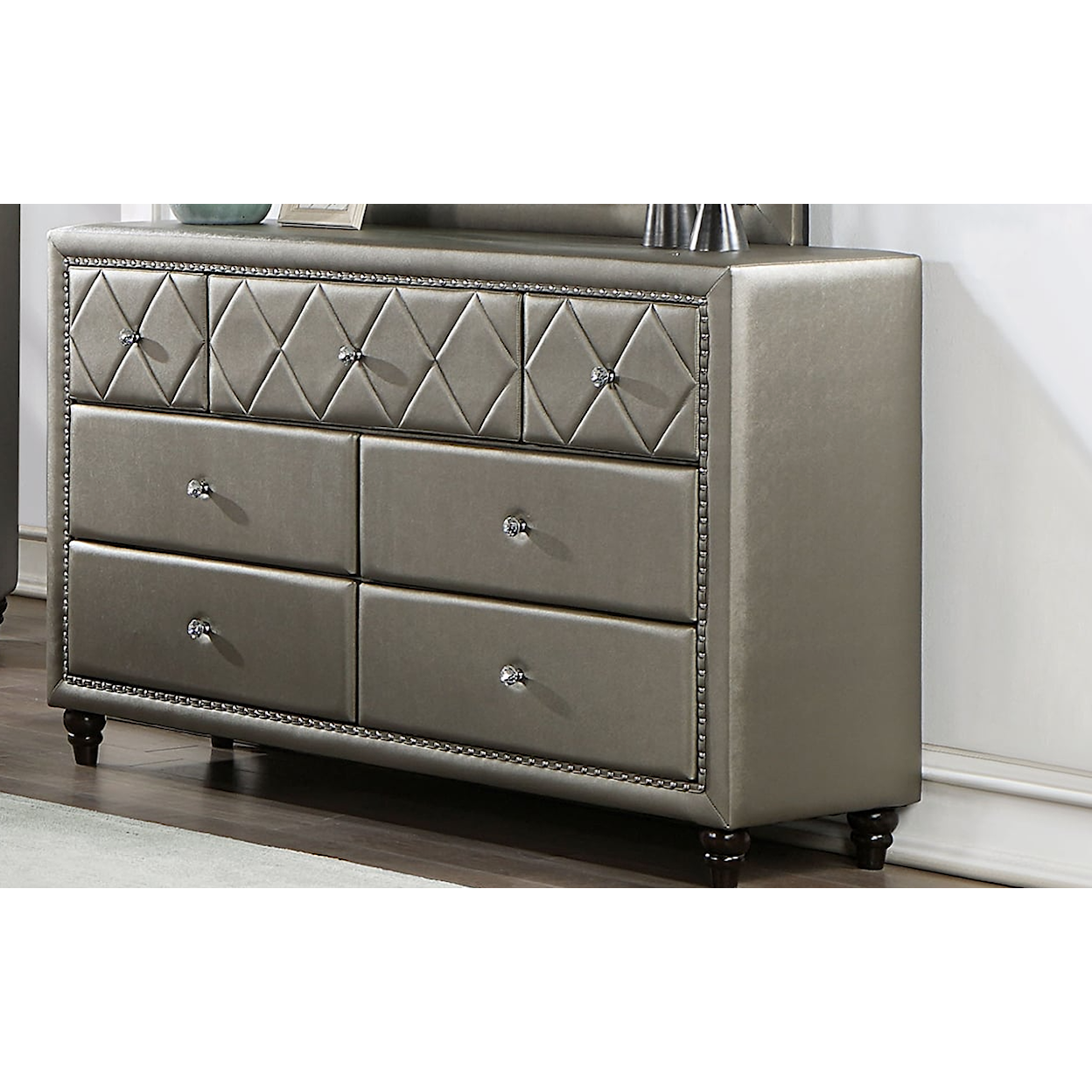 Furniture of America Xandria 7-Drawer Dresser with Diamond Tufting