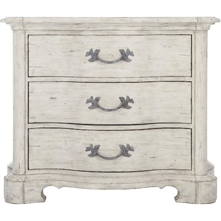 Rustic Farmhouse 3-Drawer Bachelor's Chest in Whitewashed Cotton Finish