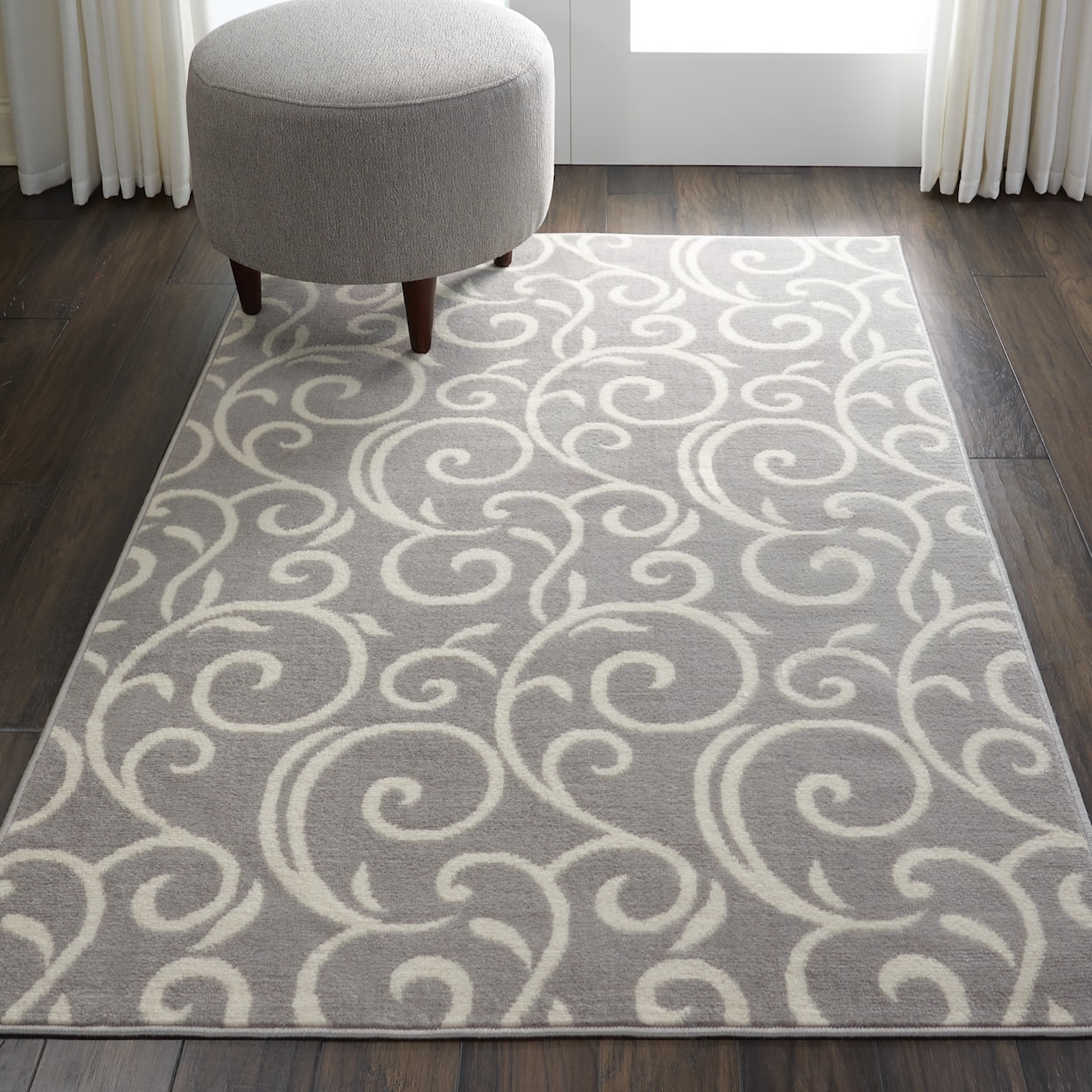 Nourison Grafix 3'9" x 5'9"  Rug