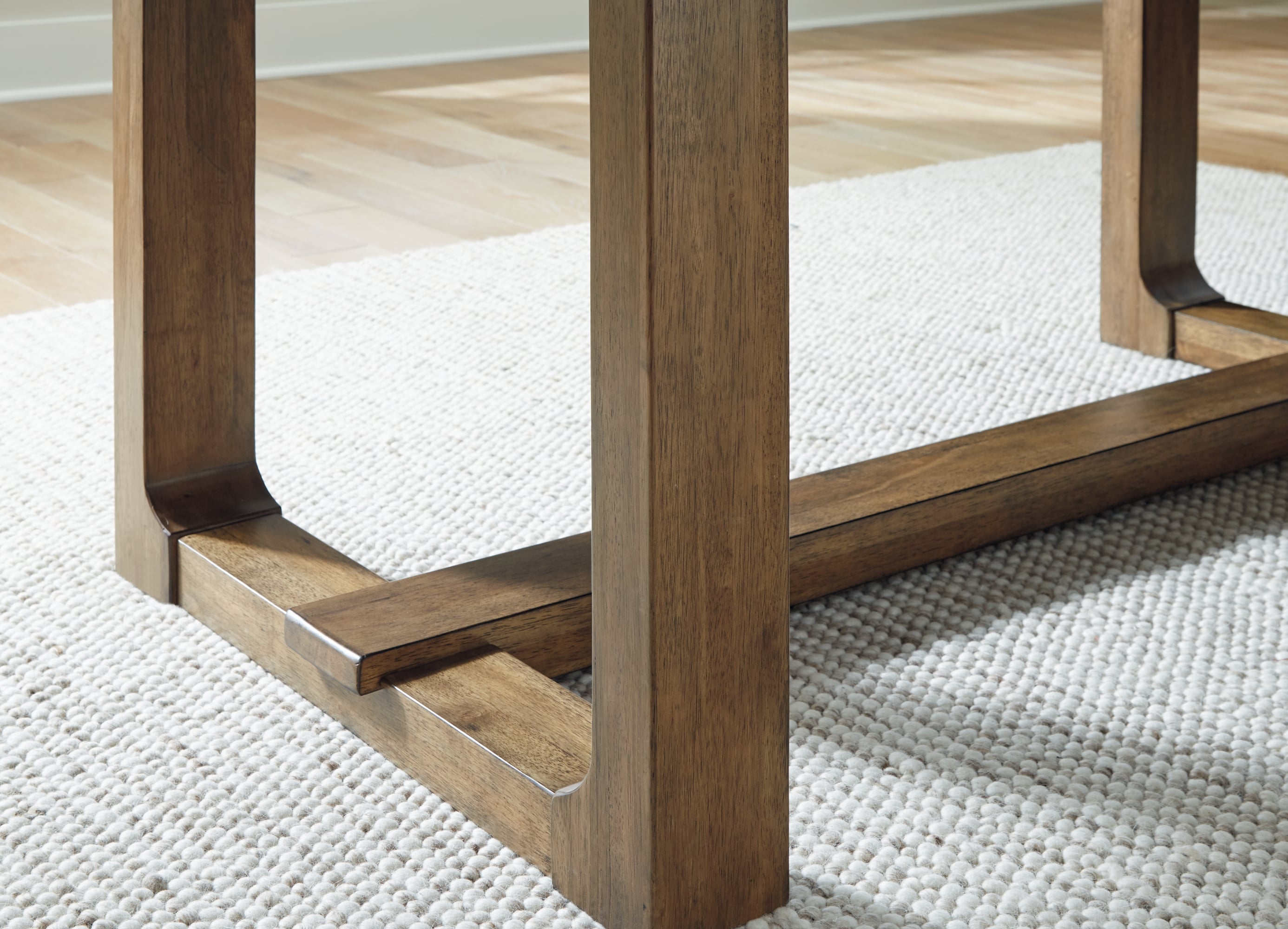 Signature Design by Ashley Cabalynn Rect Dining Room Ext Table