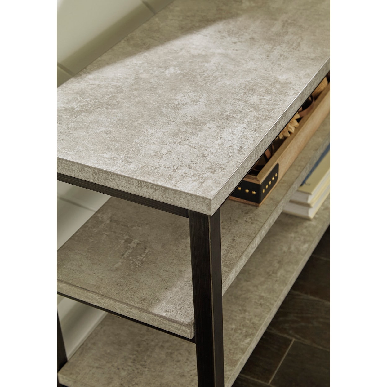 Signature Design by Ashley Shybourne Sofa Table