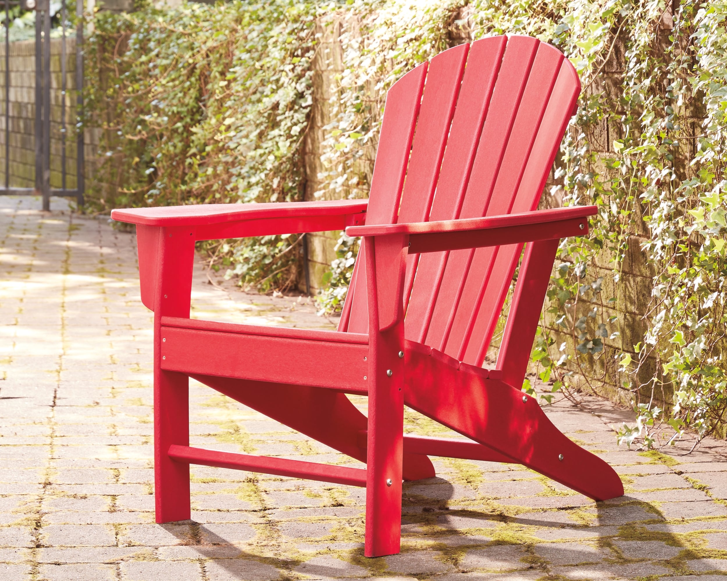 Signature Design by Ashley Sundown Treasure Adirondack Chair with End Table