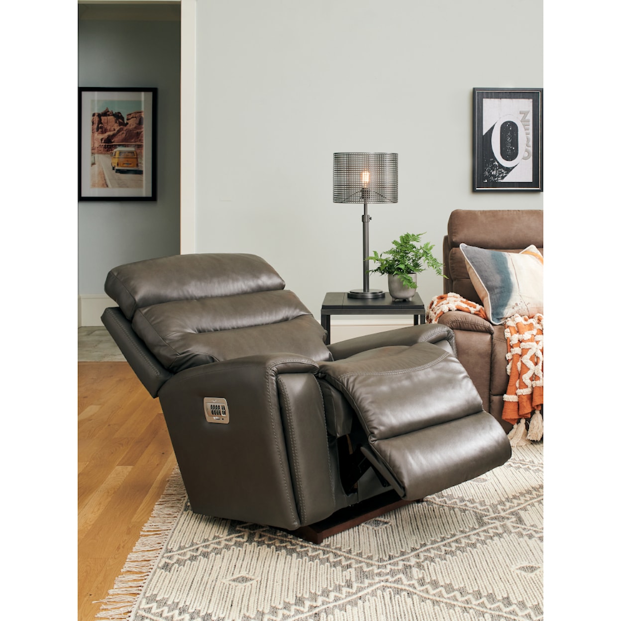 La-Z-Boy Soren Power Rocker Recliner w/ Pwr Headrest