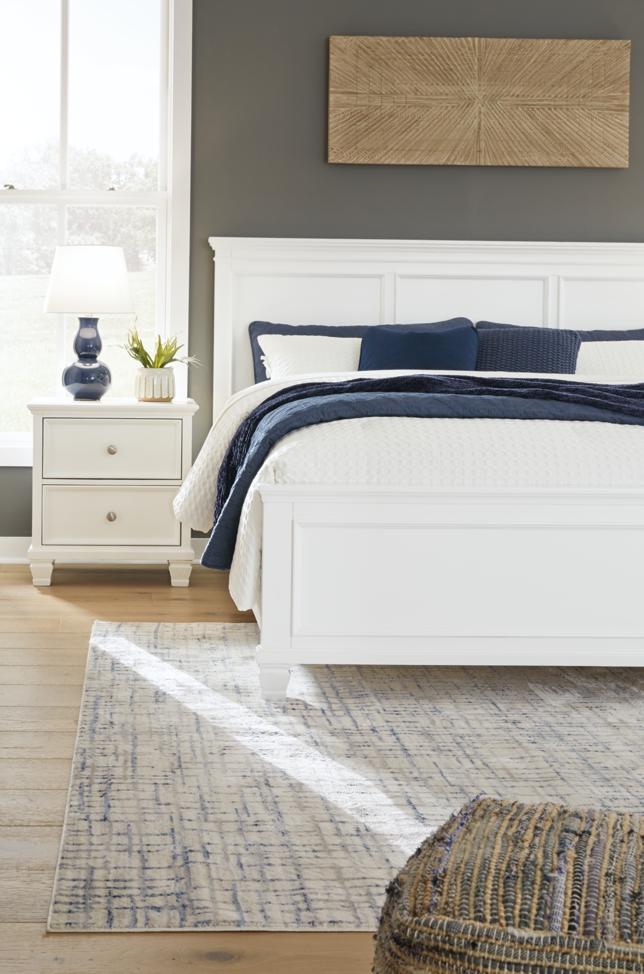 Signature Design by Ashley Fortman King Panel Bed
