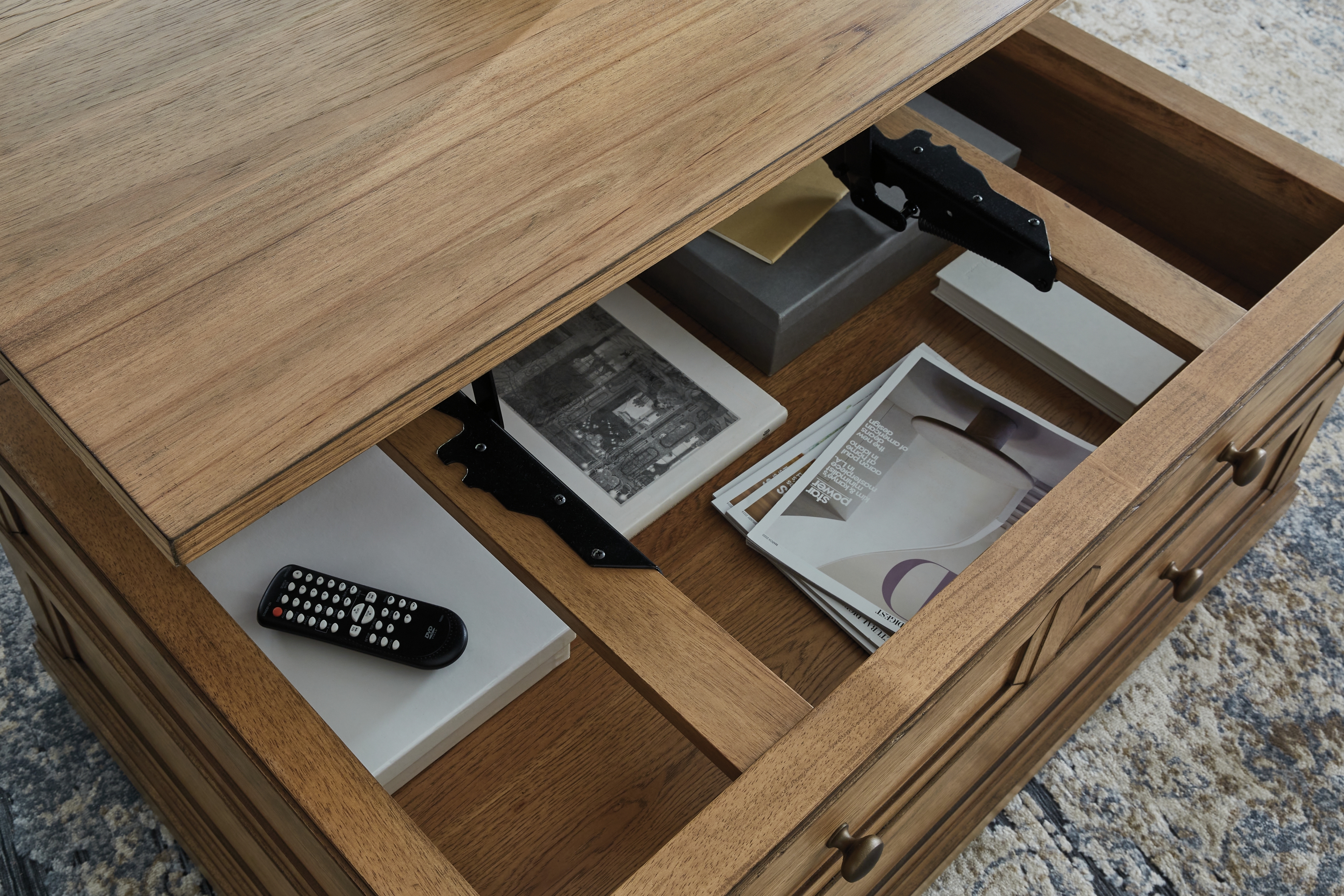 Signature Design by Ashley Sharlance Lift-Top Coffee Table