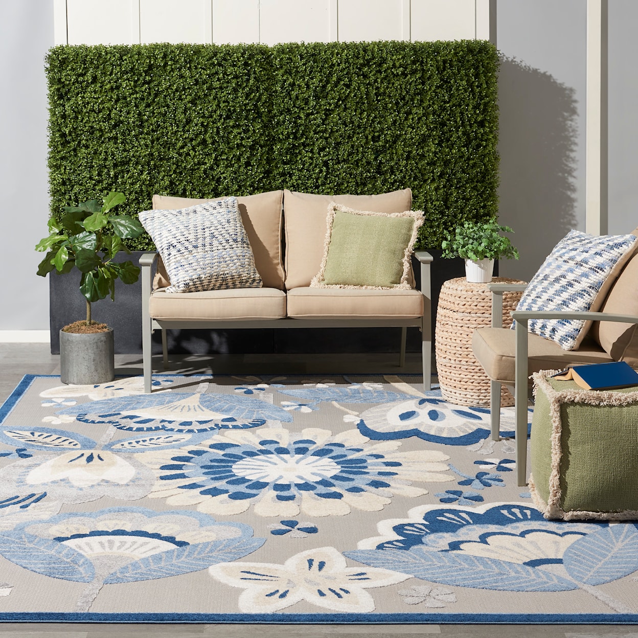 Nourison Aloha 7' x 10'  Rug