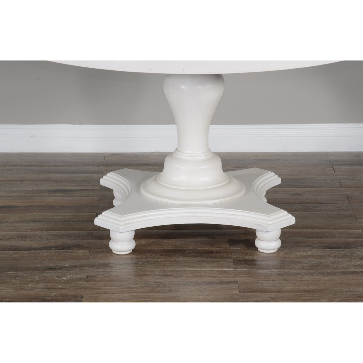 Sunny Designs Carriage House Table