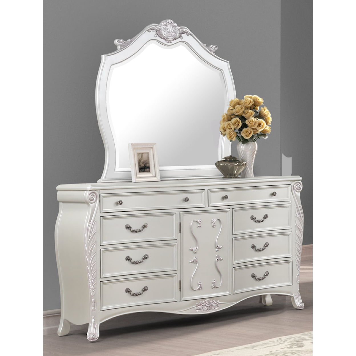 New Classic Argento 8-Drawer Dresser with Arched Mirror