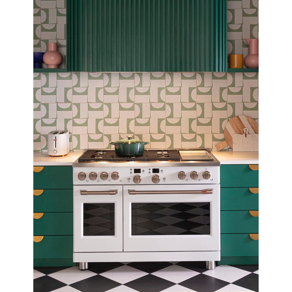 Café Gas Ranges Dual-Fuel Commercial-Style Range