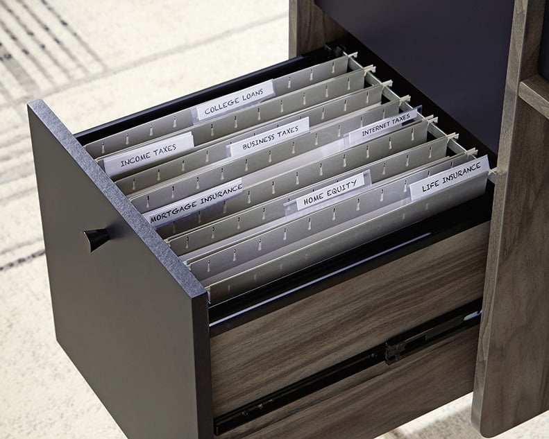 Sauder HARVEY PARK Harvey Park Double Pedestal Desk