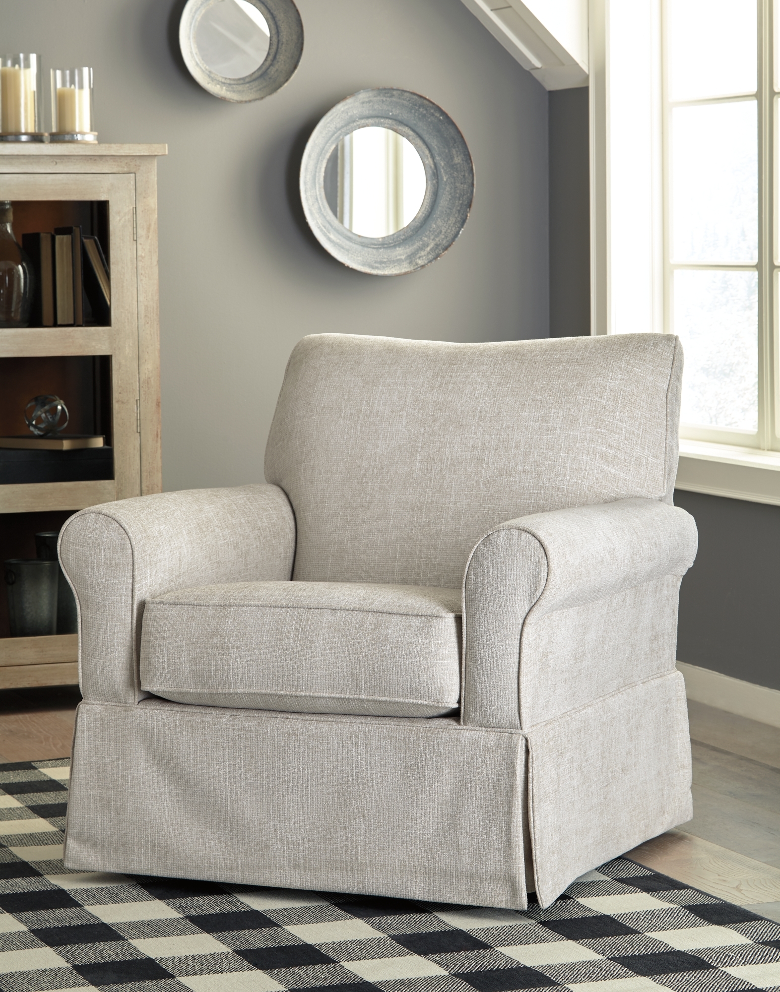 Signature Design by Ashley Searcy Swivel Glider Accent Chair