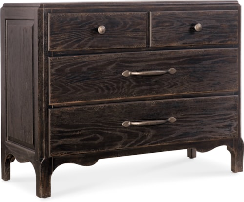 Traditional 4-Drawer Bachelor Chest