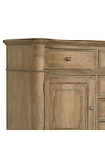 Pulaski Furniture Weston Hills Traditional 6-Drawer Dresser and Mirror Set