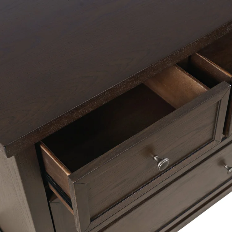 Jofran Brentwood 7-Drawer Dresser