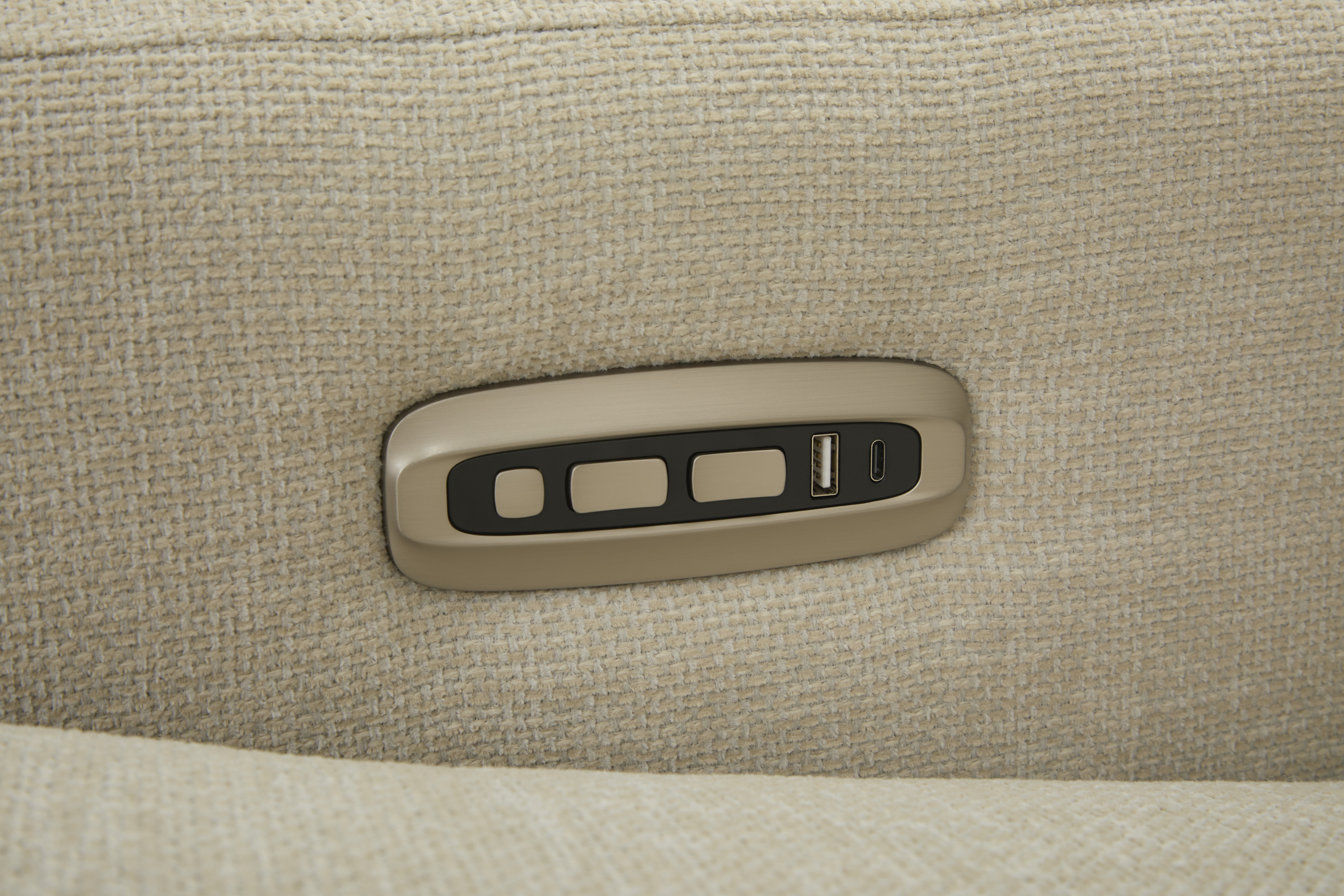 La-Z-Boy Acadia 6-pc. Power Reclining Sectional w/Console