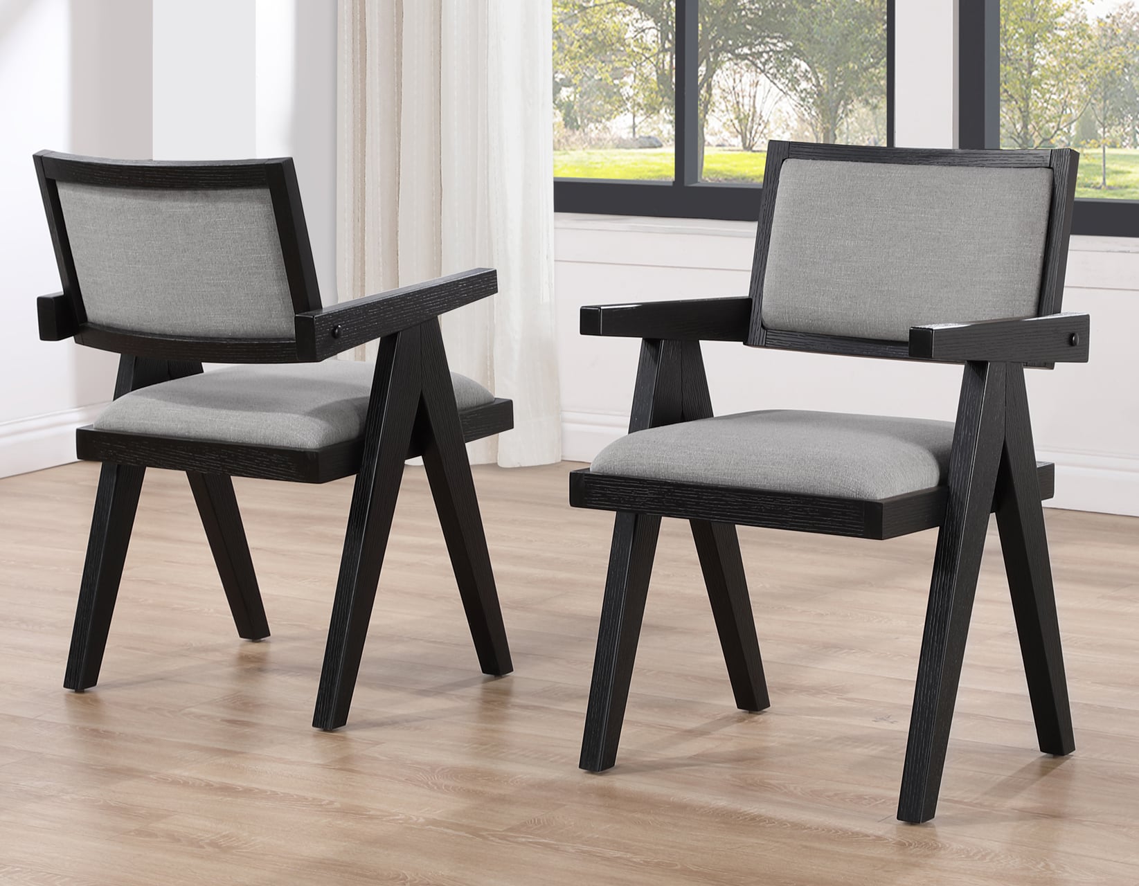 Steve Silver Magnolia Dining Arm Chair