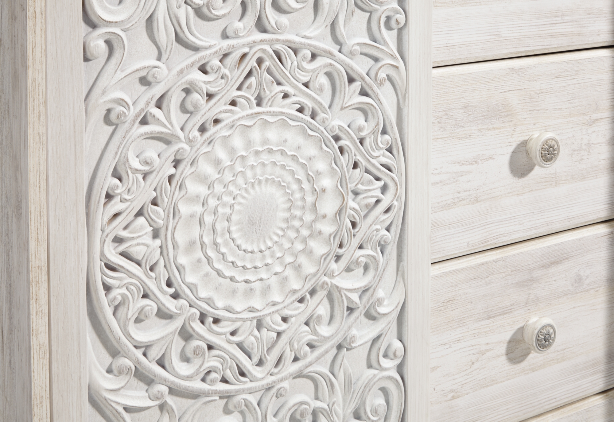 Signature Design by Ashley Paxberry King Bedroom Set