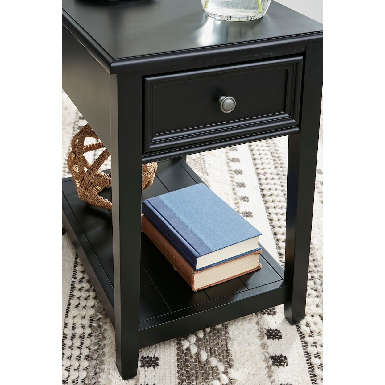 Signature Design by Ashley Beckincreek End Table