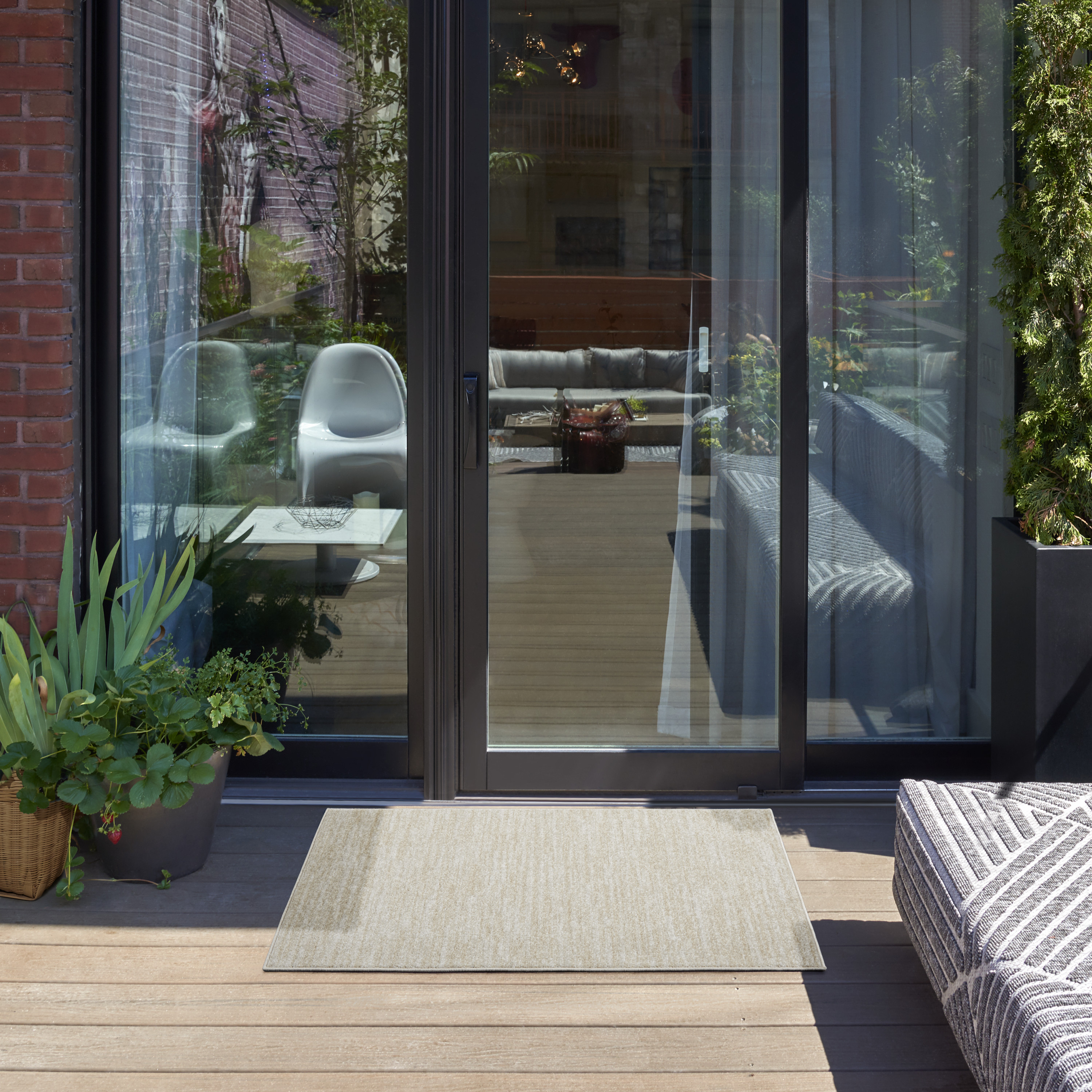 Nourison Nourison Essentials 2' x 4'  Rug