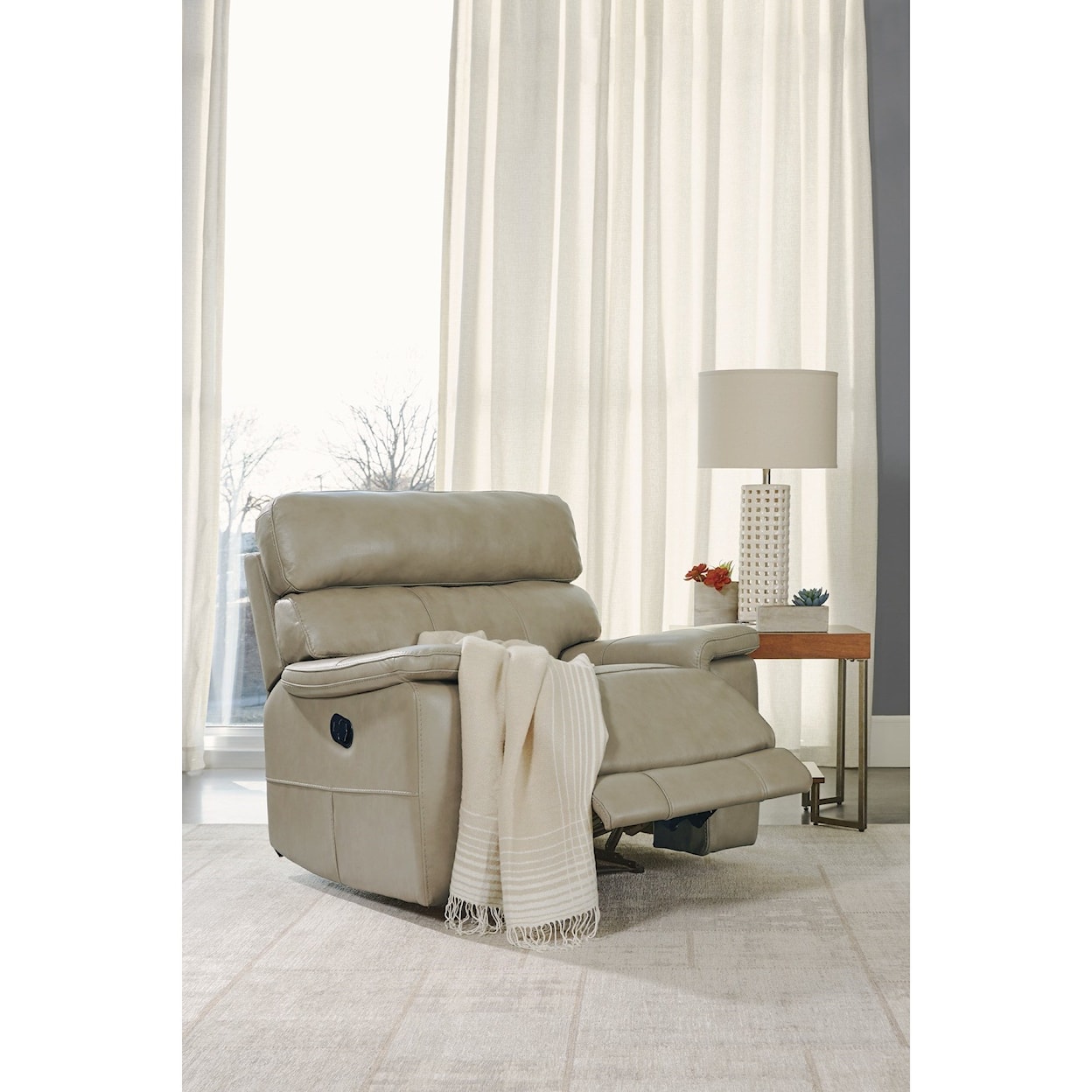 Palliser Powell Powell Wallhugger Power Recliner