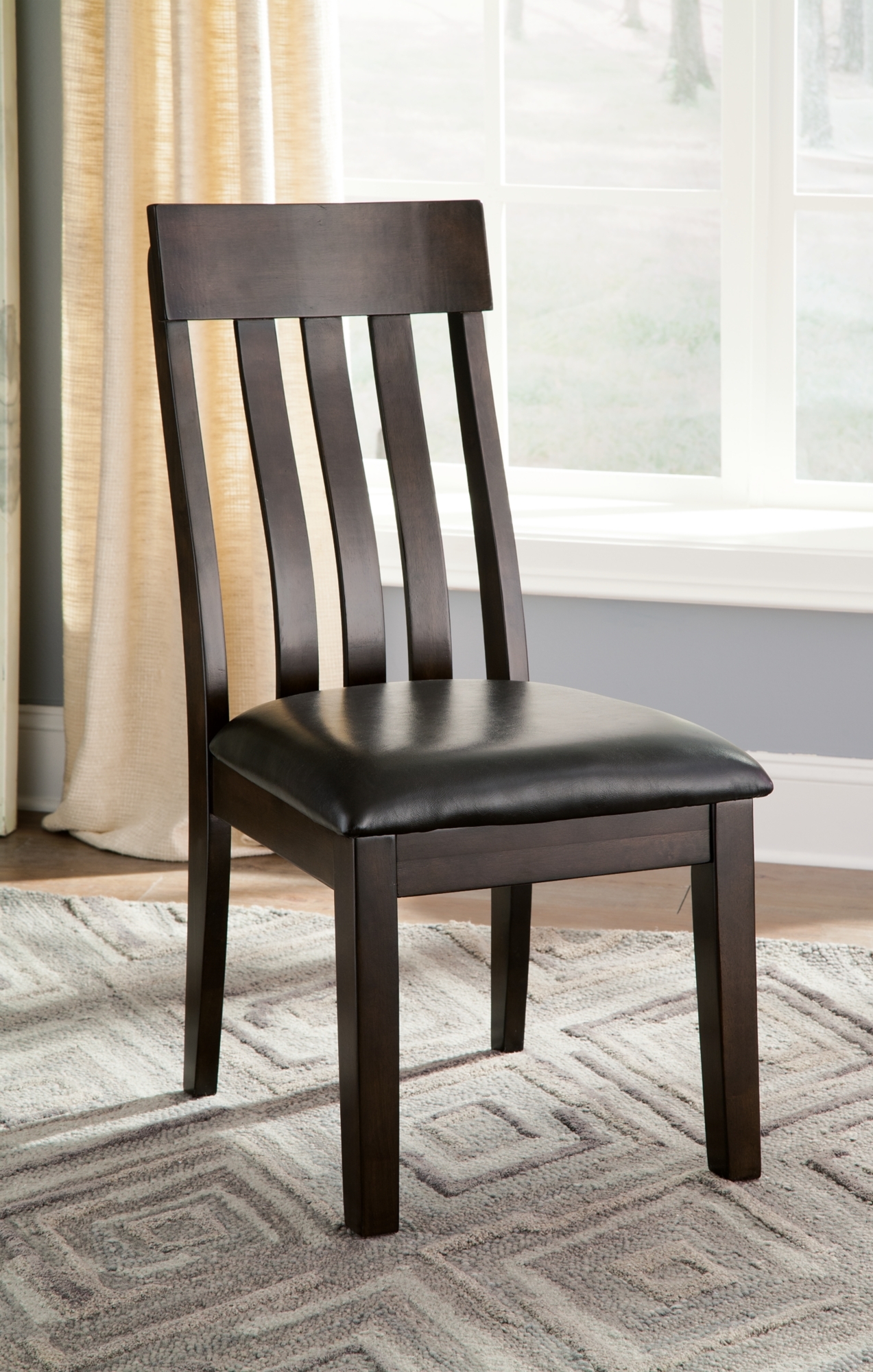 Signature Design by Ashley Haddigan Dining Uph Side Chair