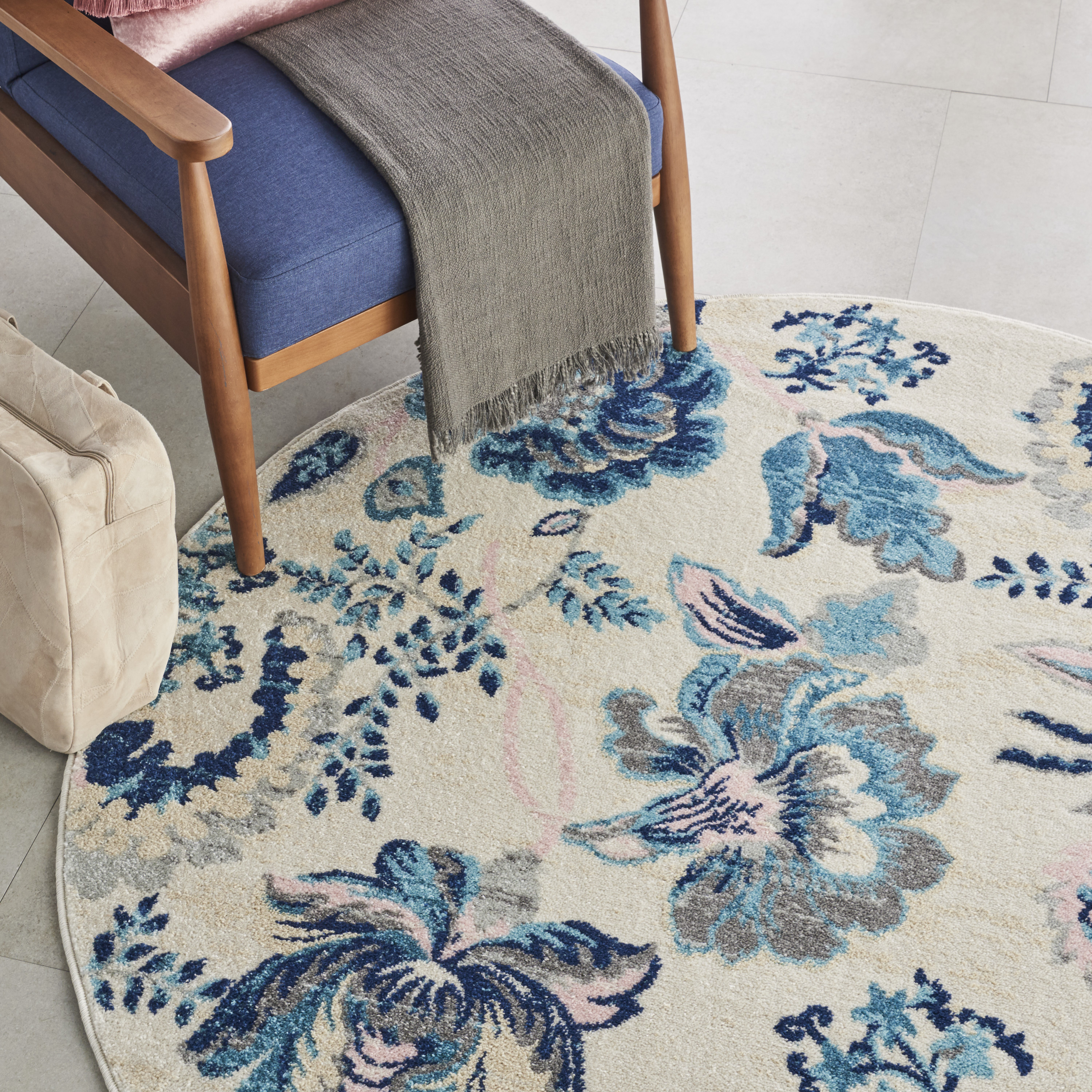 Nourison Tranquil 5'3" Round  Rug