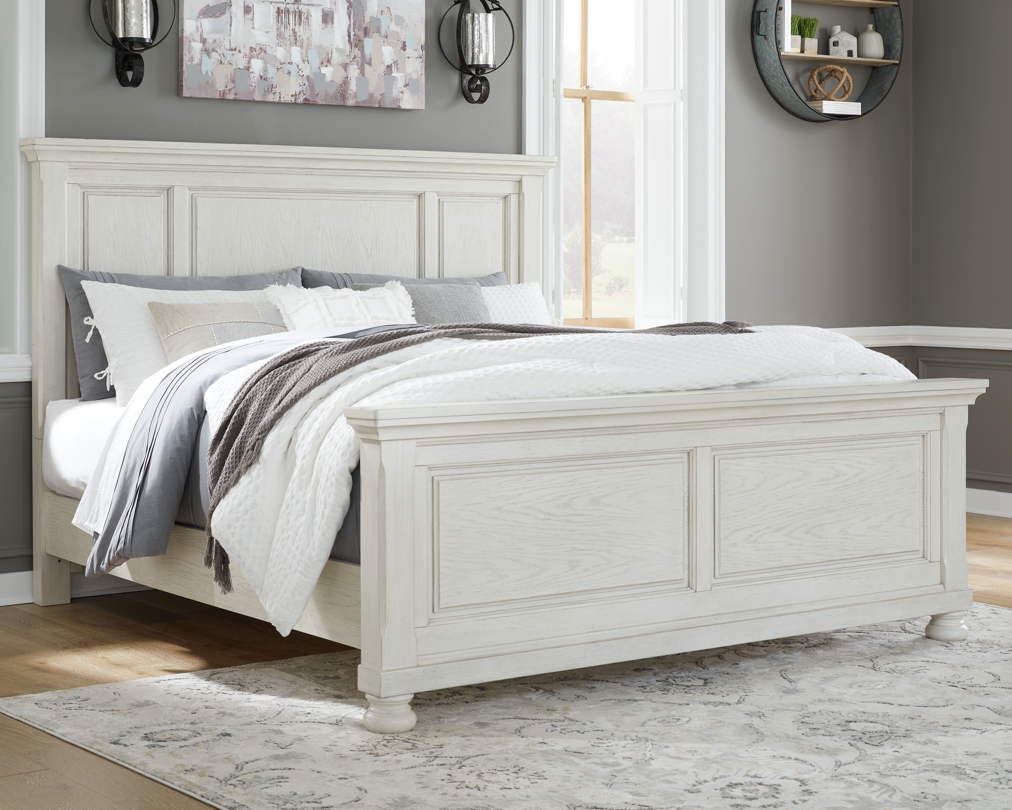 Signature Design by Ashley Robbinsdale Queen Panel Bed