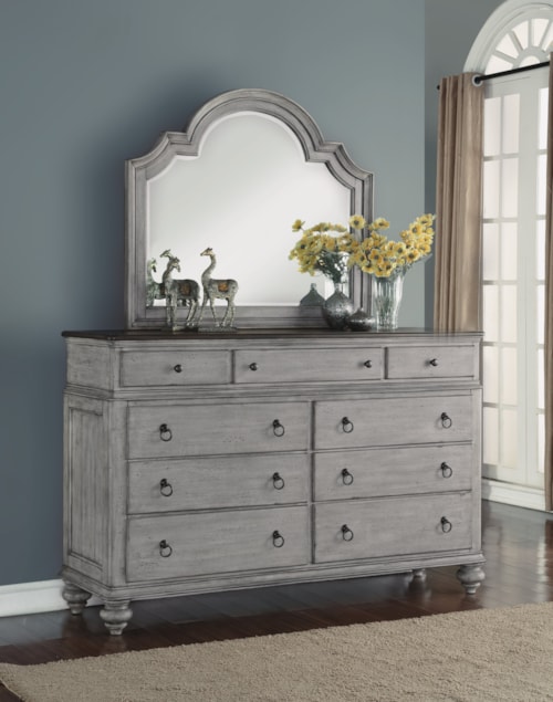 Relaxed Vintage Dresser and Mirror Combo with 9-Drawers