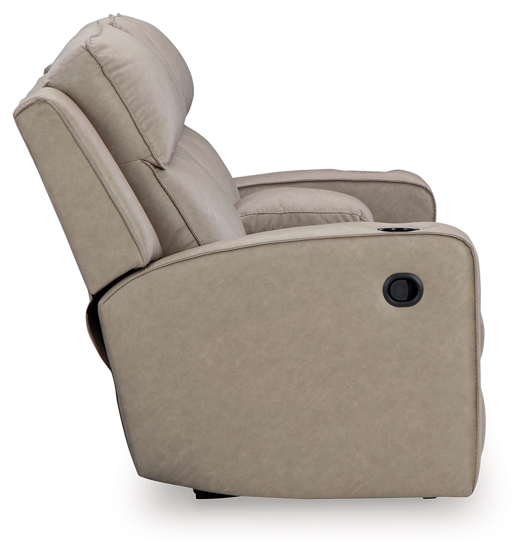 Signature Design by Ashley Lavenhorne Reclining Loveseat With Console