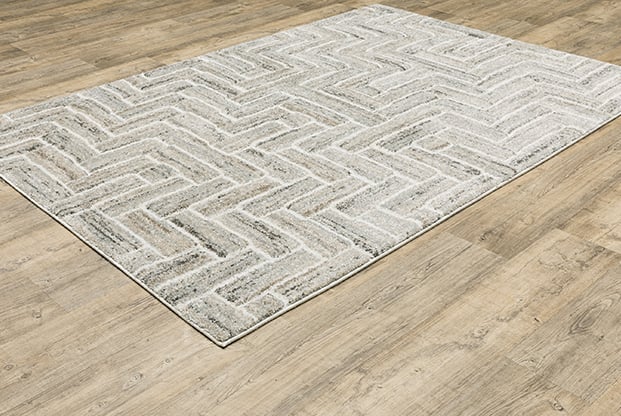 5' 3" X  7' 6"  Rug