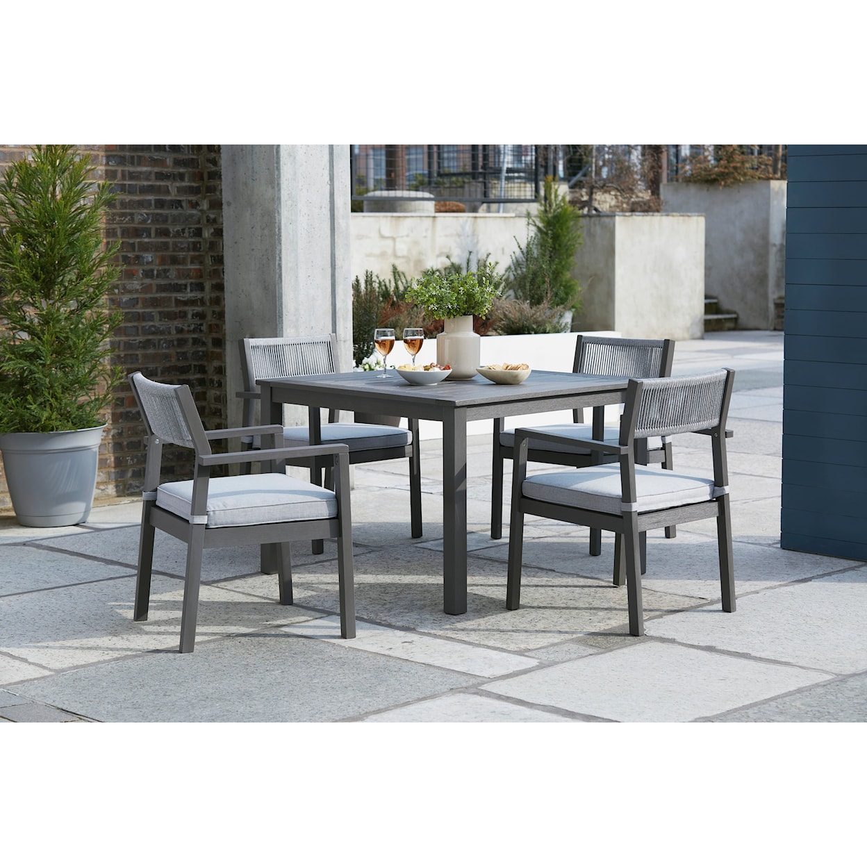 Signature Design by Ashley Eden Town Outdoor Dining Set