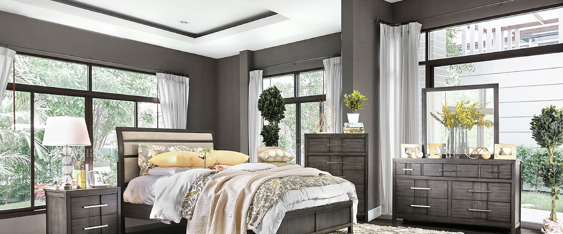 Transitional 4-Piece Queen Bedroom Set