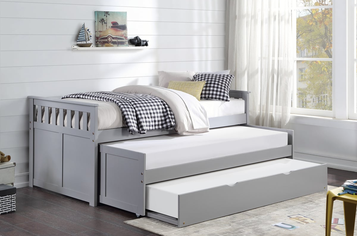 Twin Bed with 2 Trundles