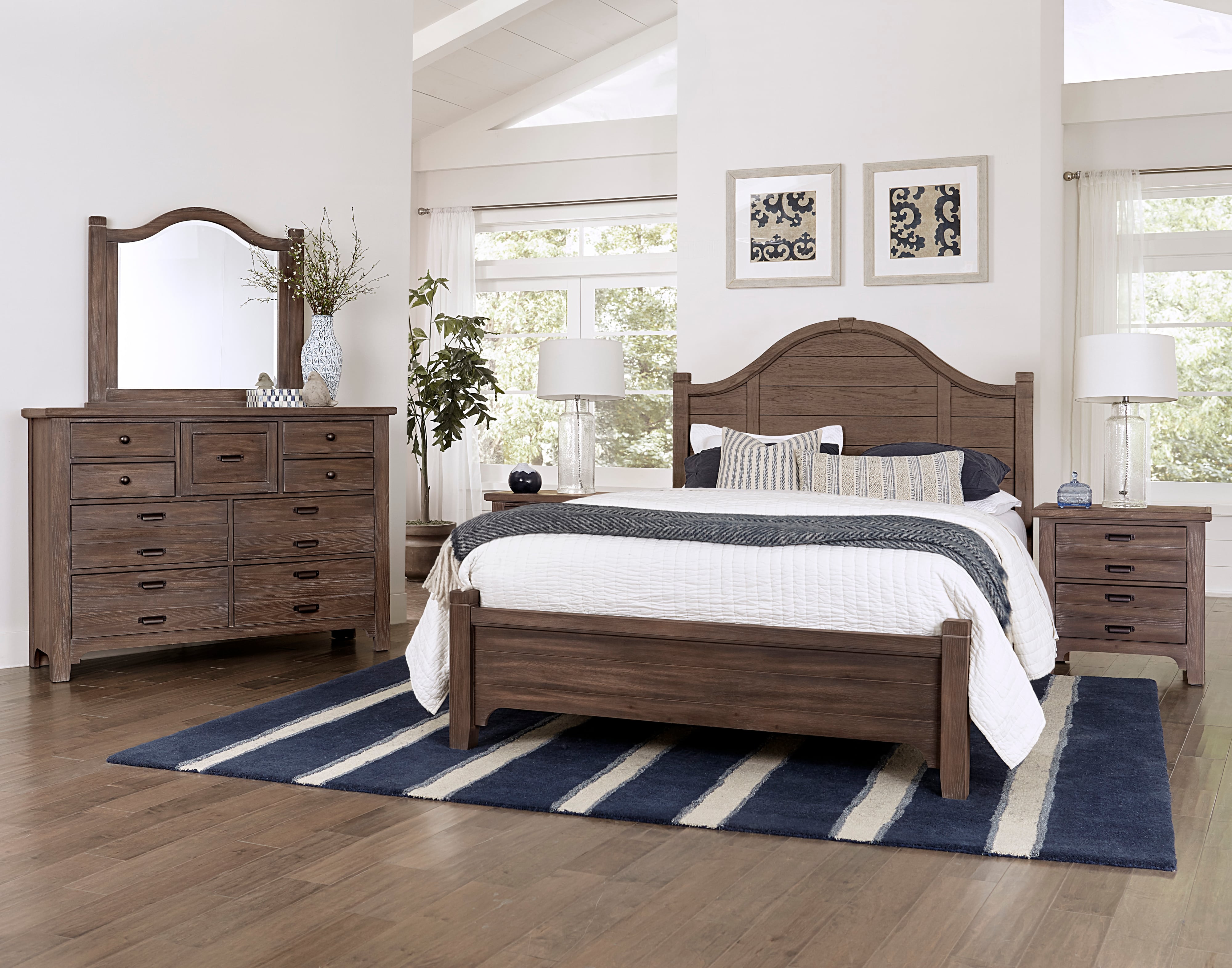 9-Drawer Dresser and Arched Mirror Set