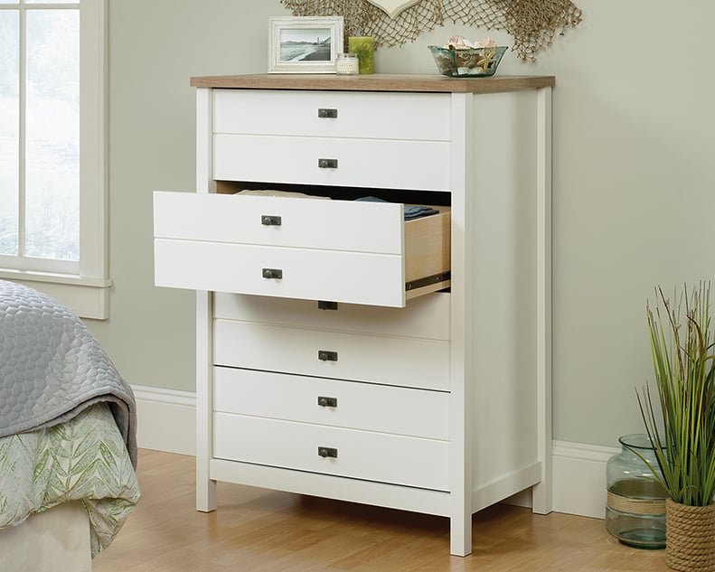 4-Drawer Chest